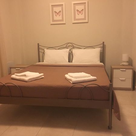 סטאברוס Il Mondo Apartments מראה חיצוני תמונה