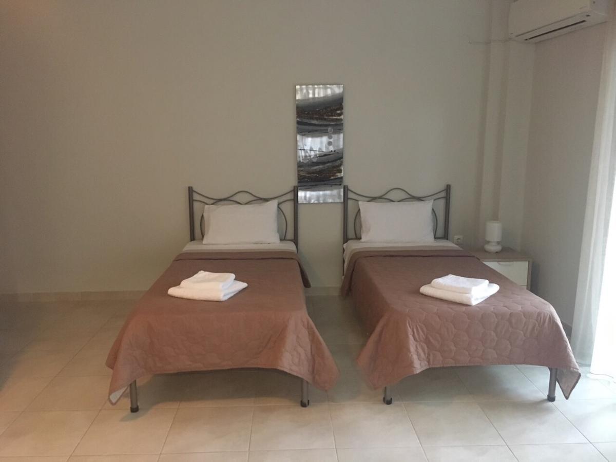 סטאברוס Il Mondo Apartments מראה חיצוני תמונה